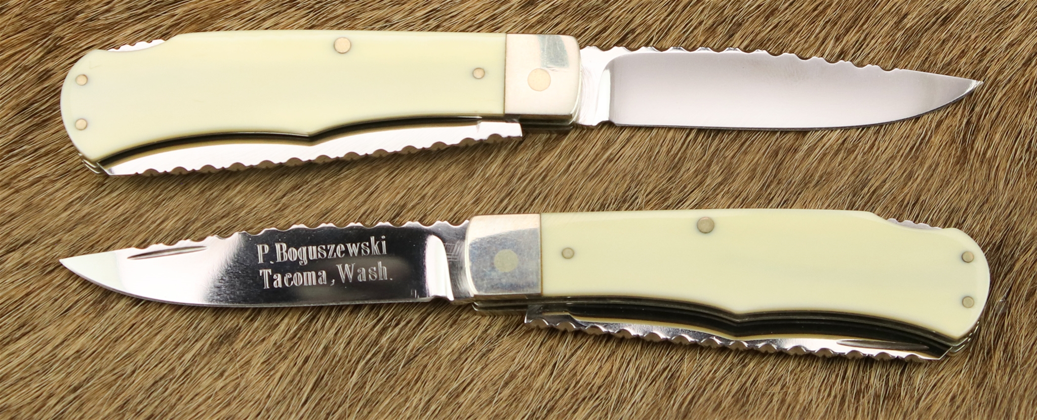 Double Blade Trapper                              