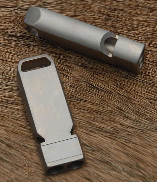 Flat Titanium Whistle 120+dB                      