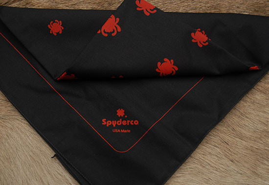 Bandanna Black/Red Bug                            