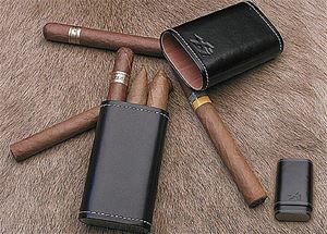 Xi-320 Cigar Case Black                           